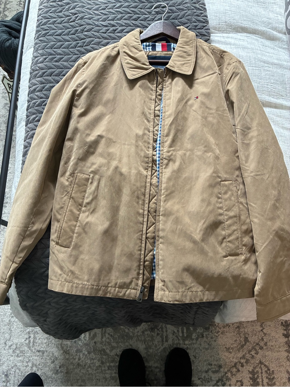 Tommy Hilfiger Men's Tan Lightweight Shirt Jacket